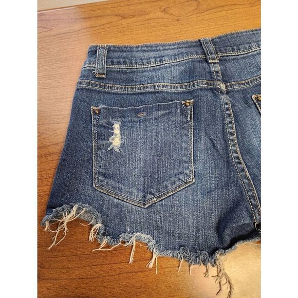 Delia's Womens Taylor Jeans Shorts 7 Blue Low Rise Raw Hem Cuffed Distress. Meas - Picture 5 of 7